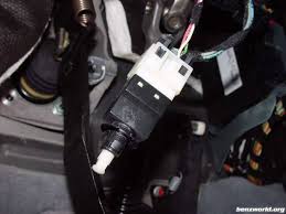 See C3083 repair manual